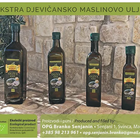 Helena Rogoznica (Sibenik-Knin)