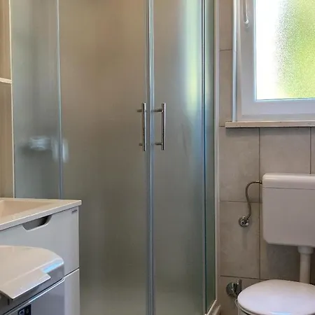 Helena Apartament *