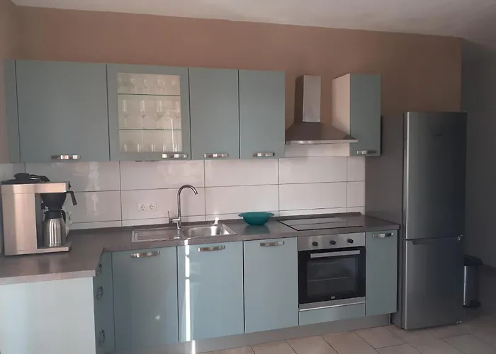 Helena アパート *