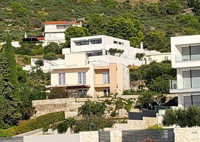 Daire Helena Rogoznica (Sibenik-Knin)